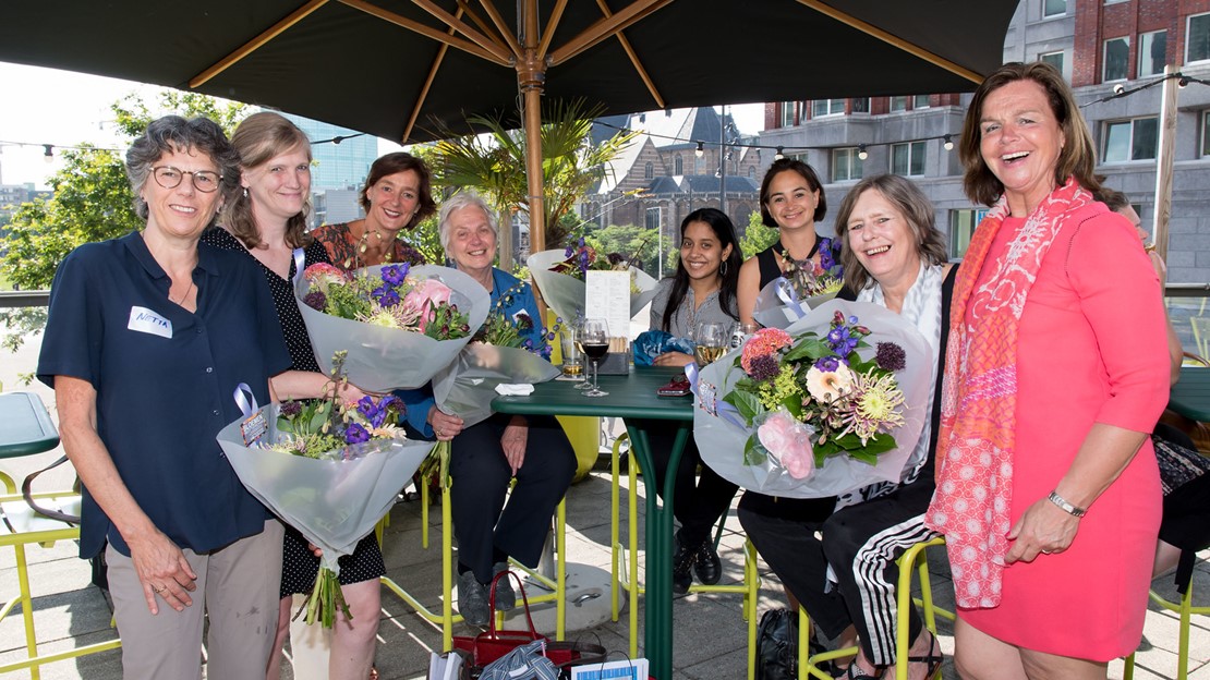 Bloemen voor het organiserend team