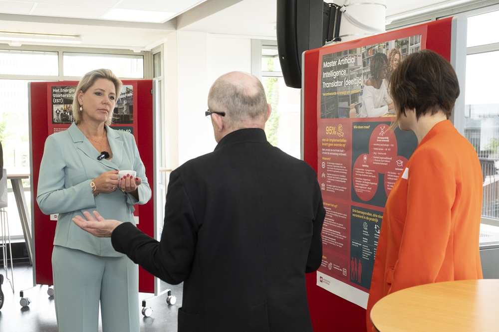 Rianne Letschert bezoekt Hogeschool Rotterdam