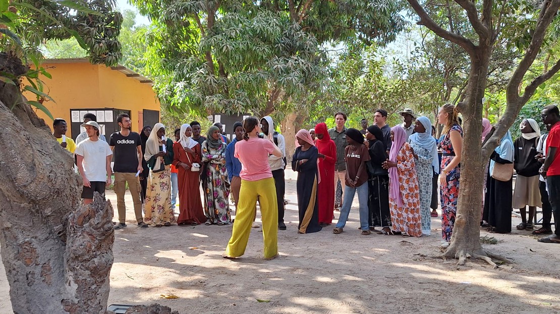 Giving workshop instructions
