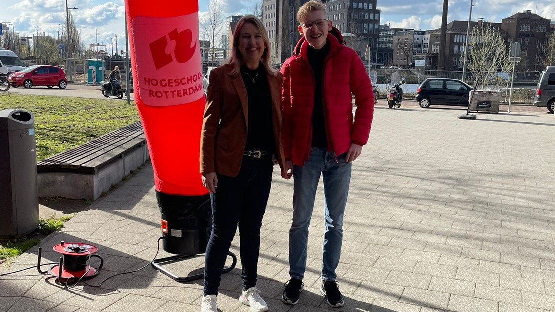 Lucas en zijn moeder Katja